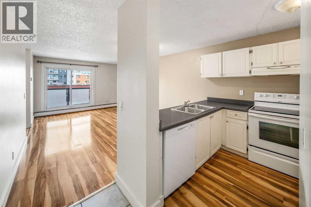 303, 1915 26 Street SW