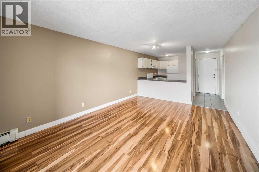 303, 1915 26 Street SW