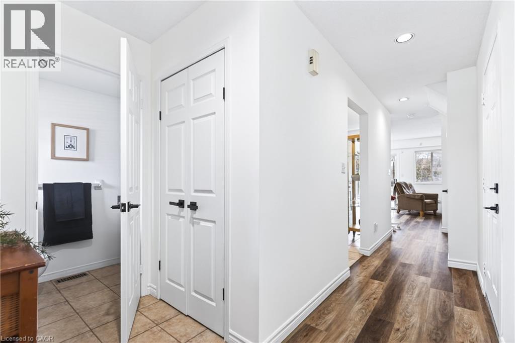 1279 NOTTINGHAM Avenue