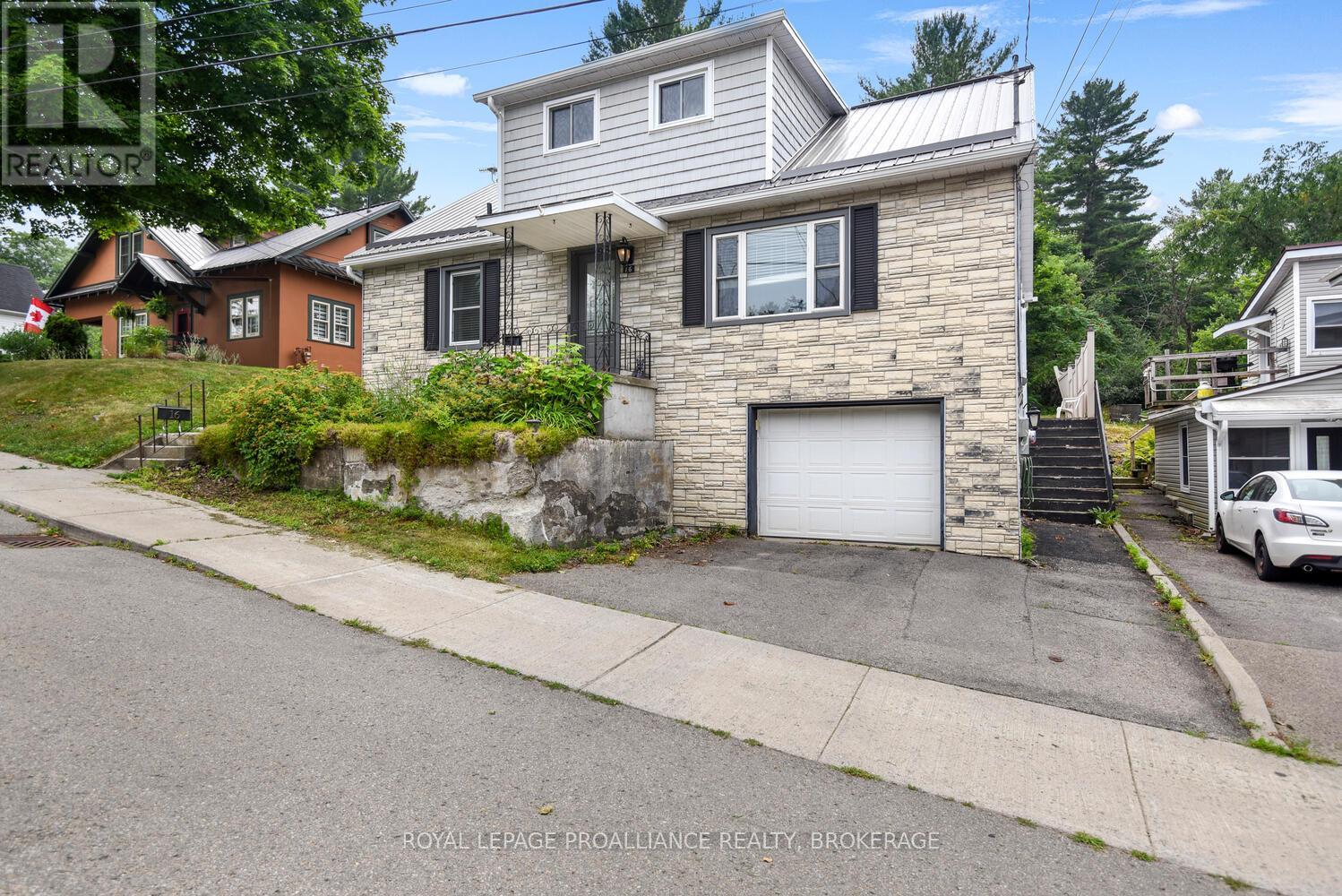 16 MCCREADY STREET