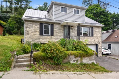 16 MCCREADY STREET Brockville ON K6V5N3