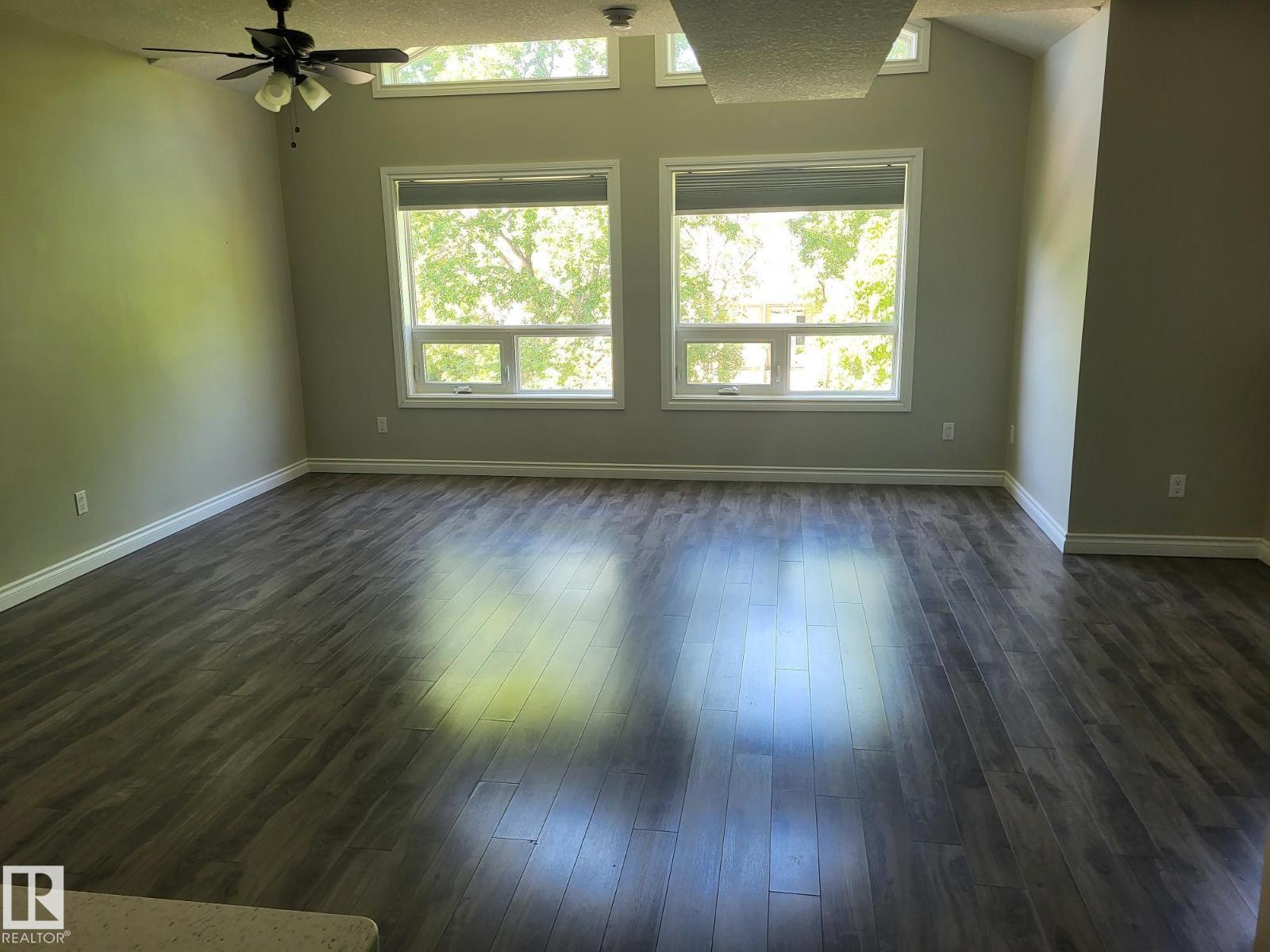 8607 108A ST NW