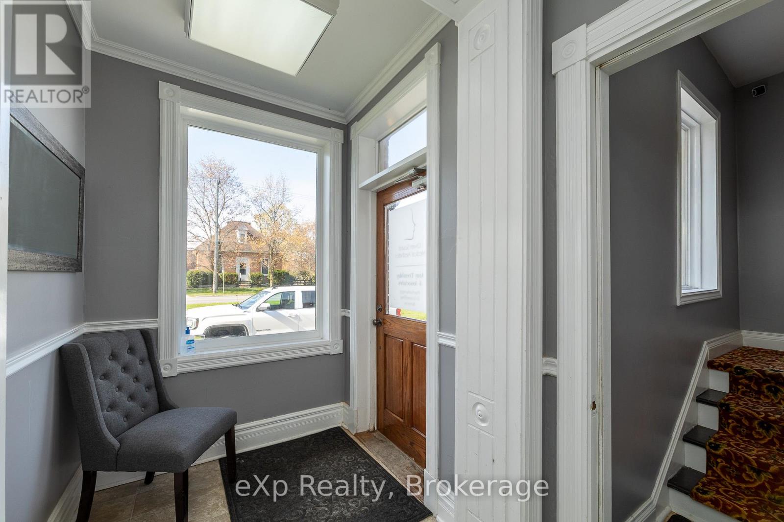 708 16TH STREET E