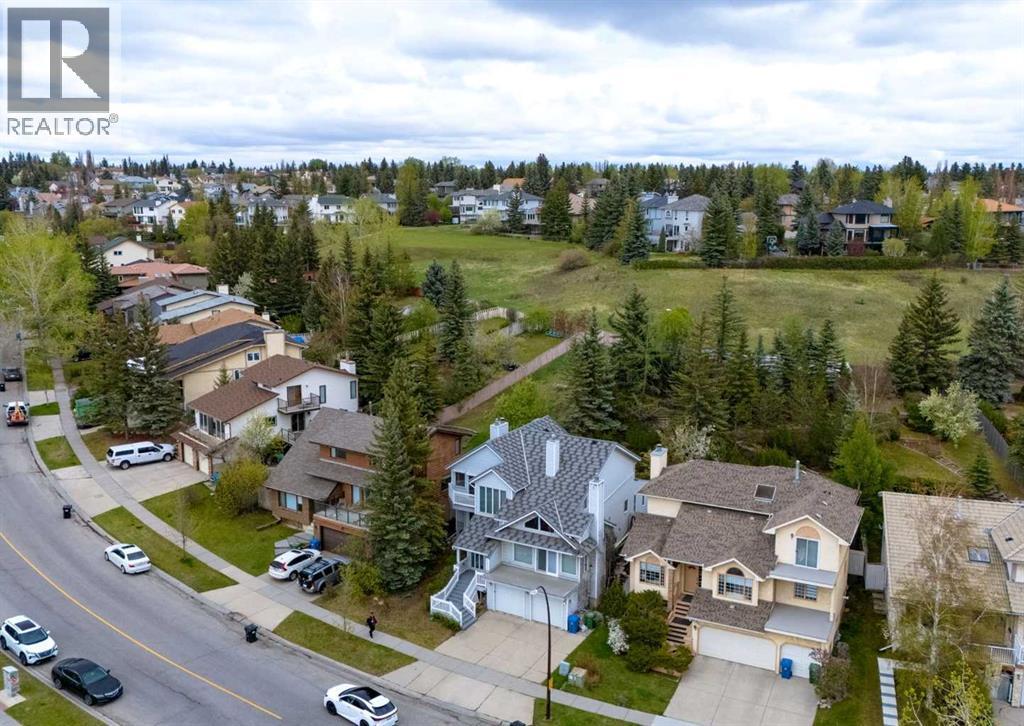 164 Hawksbrow Drive NW