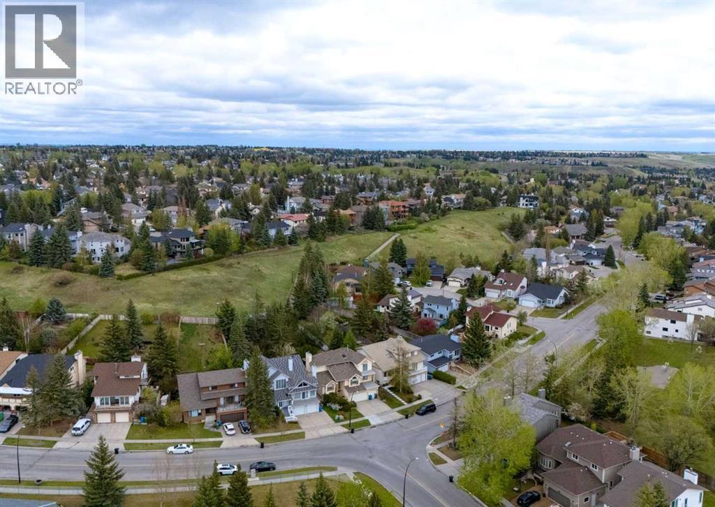 164 Hawksbrow Drive NW