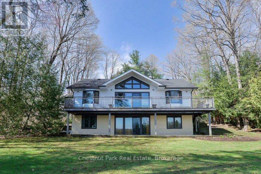 Photo 1 of 36 — 1124 SUNSET BAY ROAD, Muskoka Lakes (Medora), ON P0B1J0