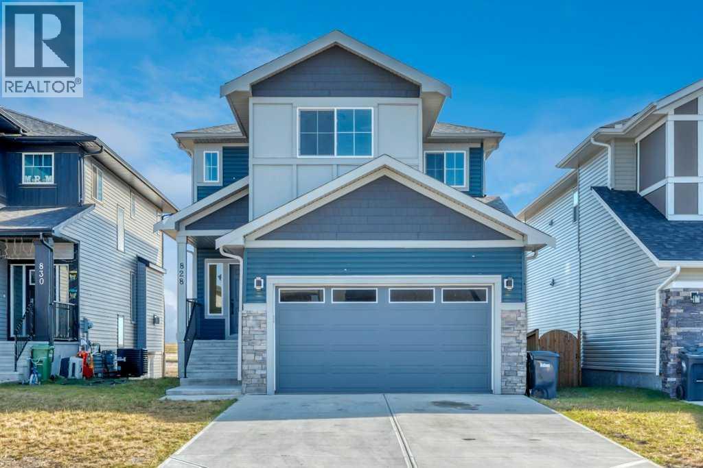 828 Edgefield Street