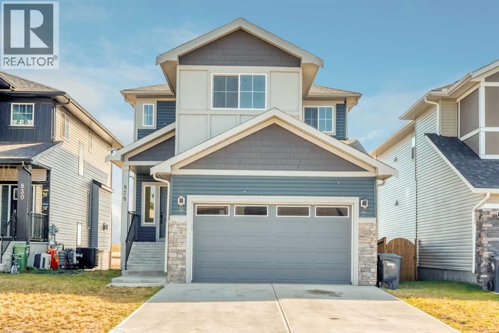 828 Edgefield Street