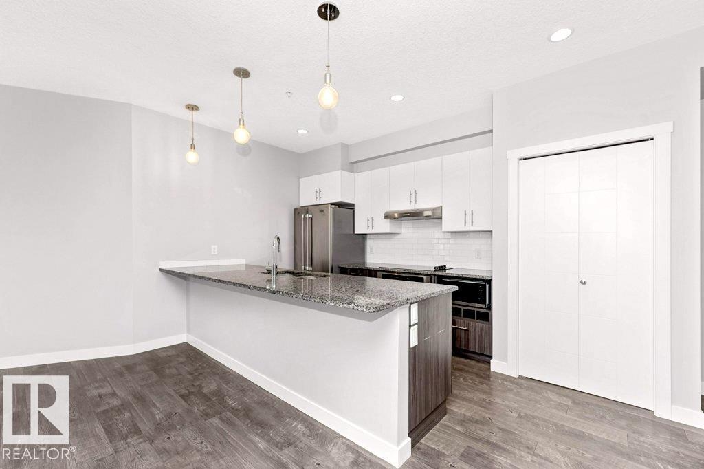 #204 10126 144 ST NW