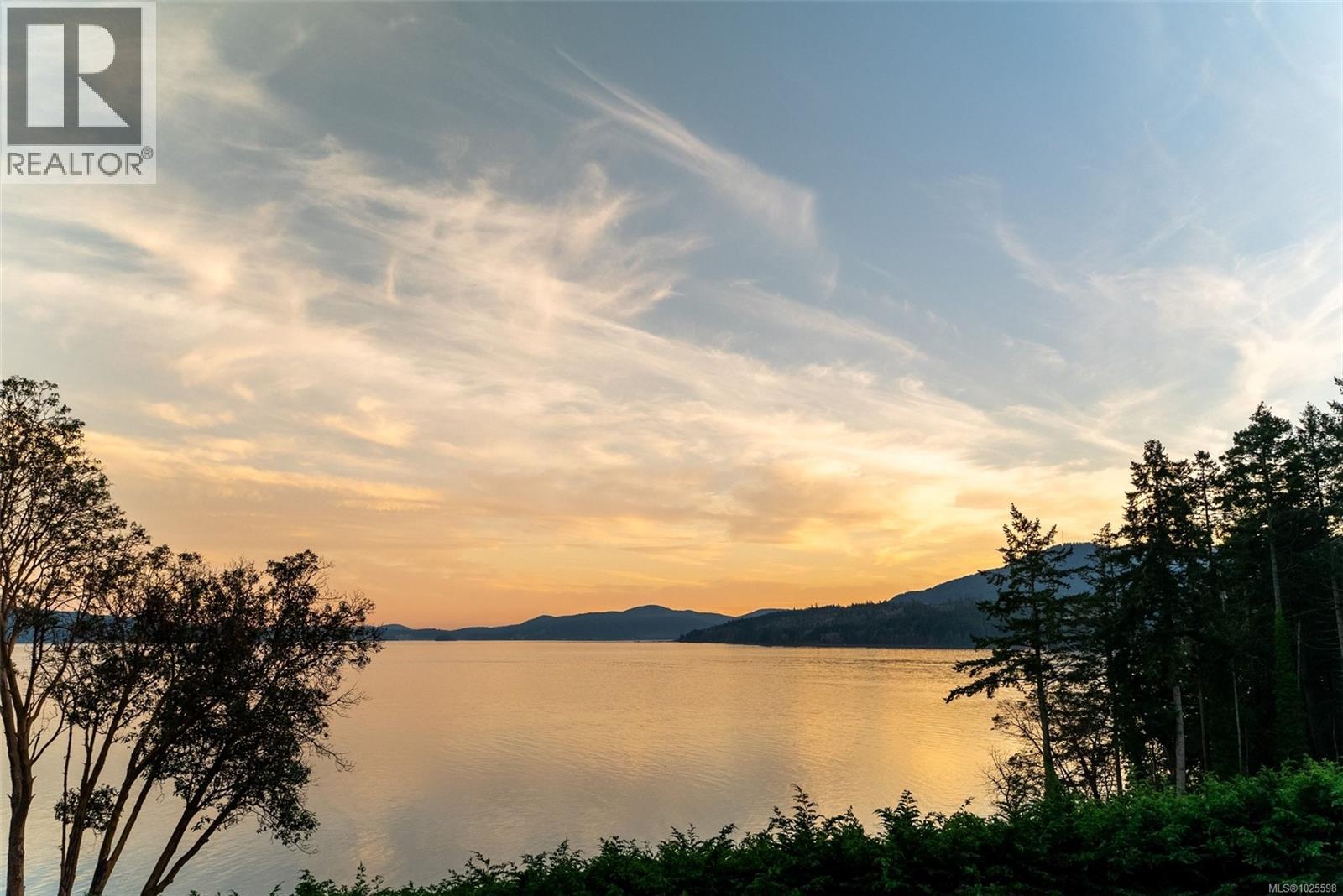 2851 Whiskey Point Rd