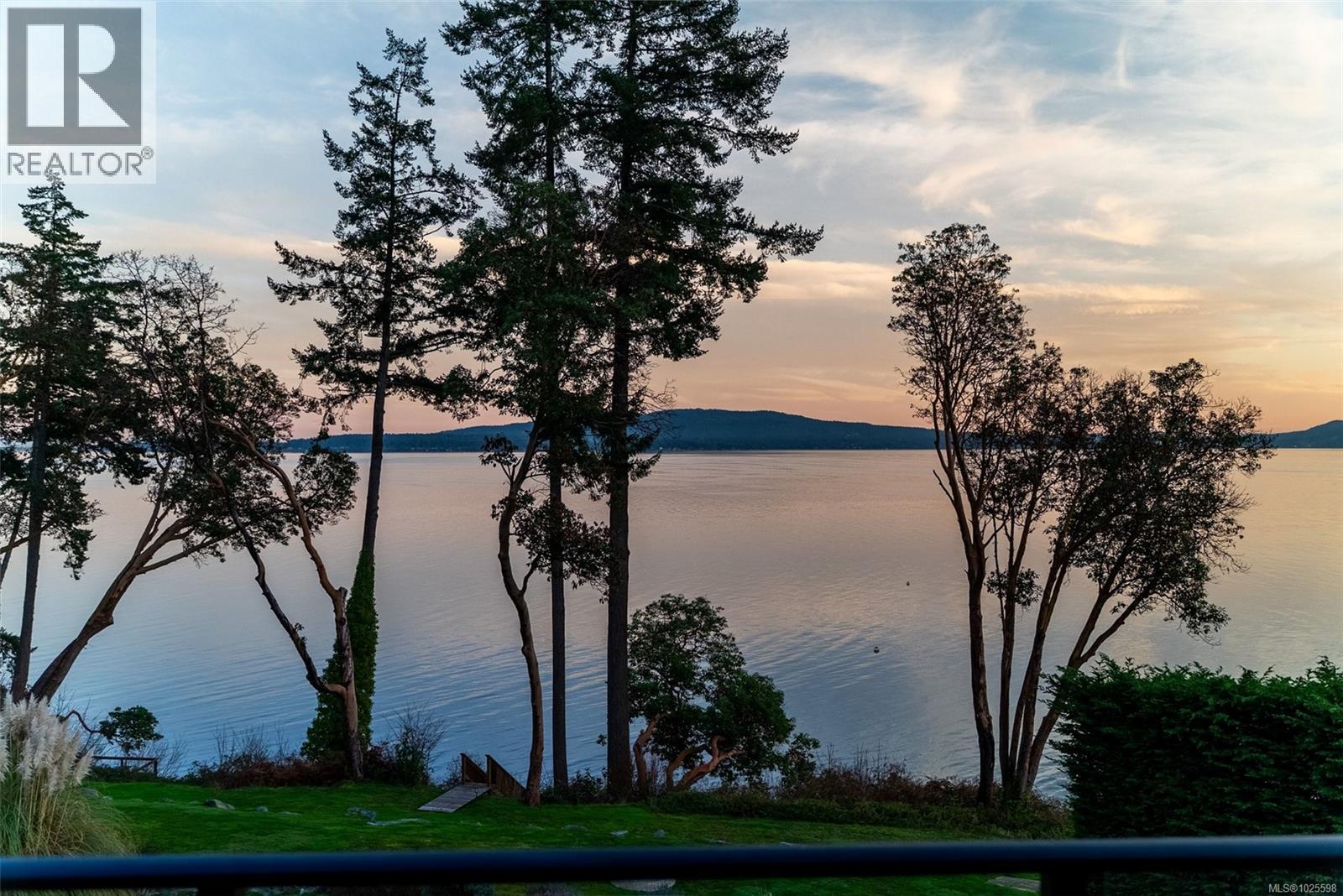 2851 Whiskey Point Rd