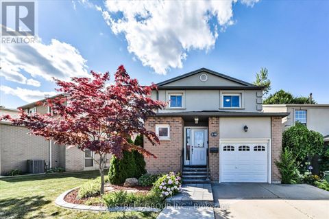 378 EAST 24TH STREET Hamilton (Burkholme) ON L8V4V2