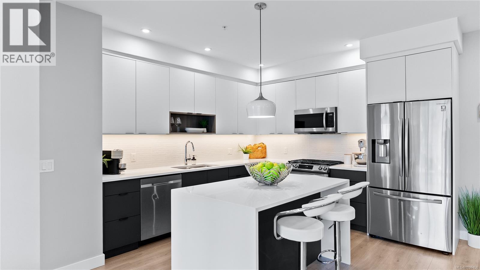 308 967 Whirlaway Cres