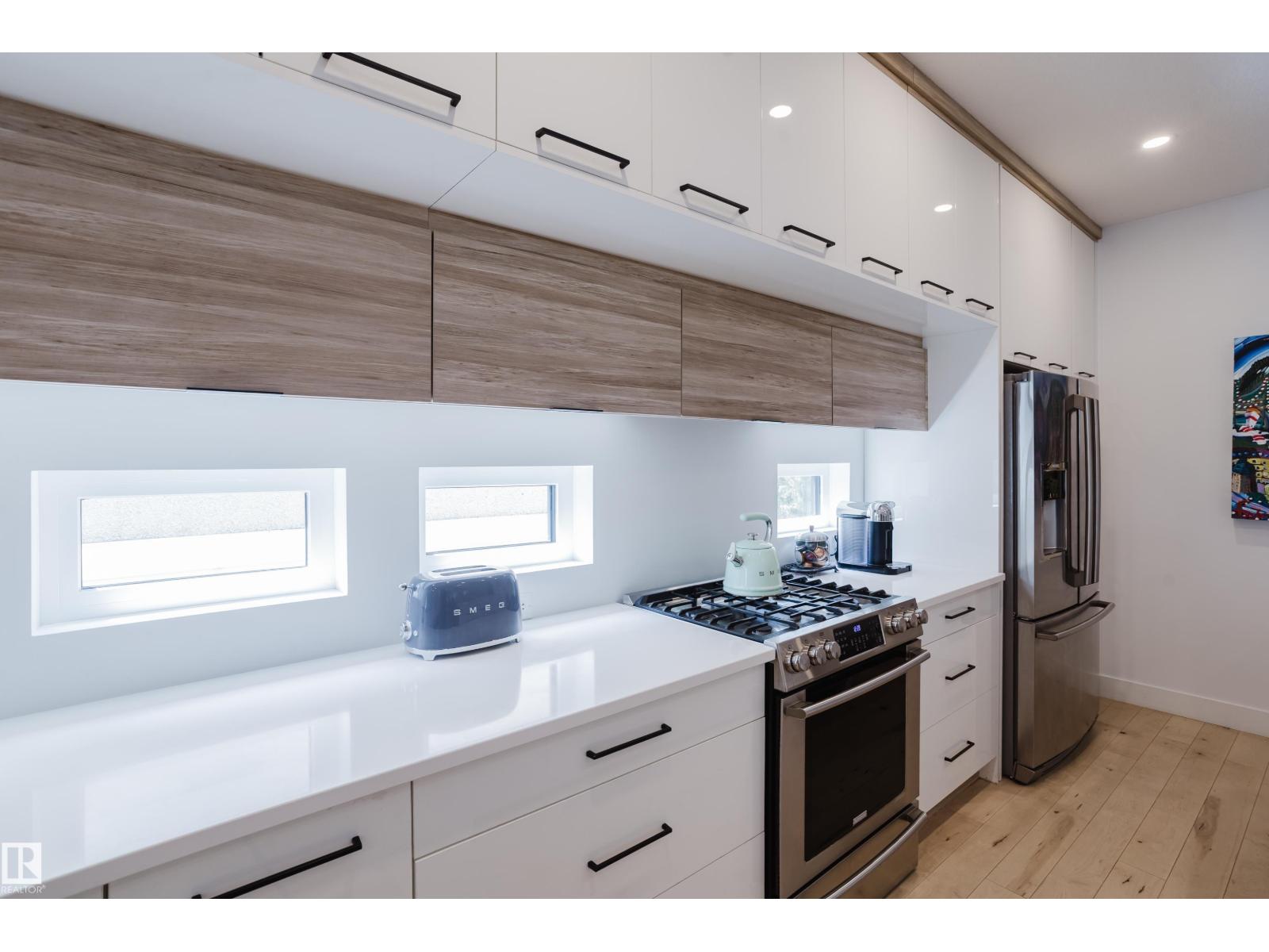 10833 140 ST NW