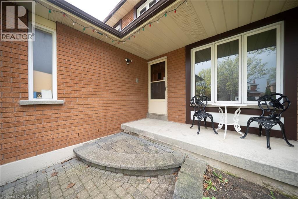 2057 WINCANTON Crescent