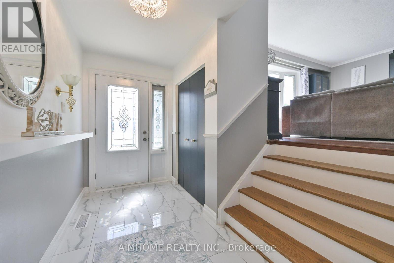 232 MCMURCHY AVENUE