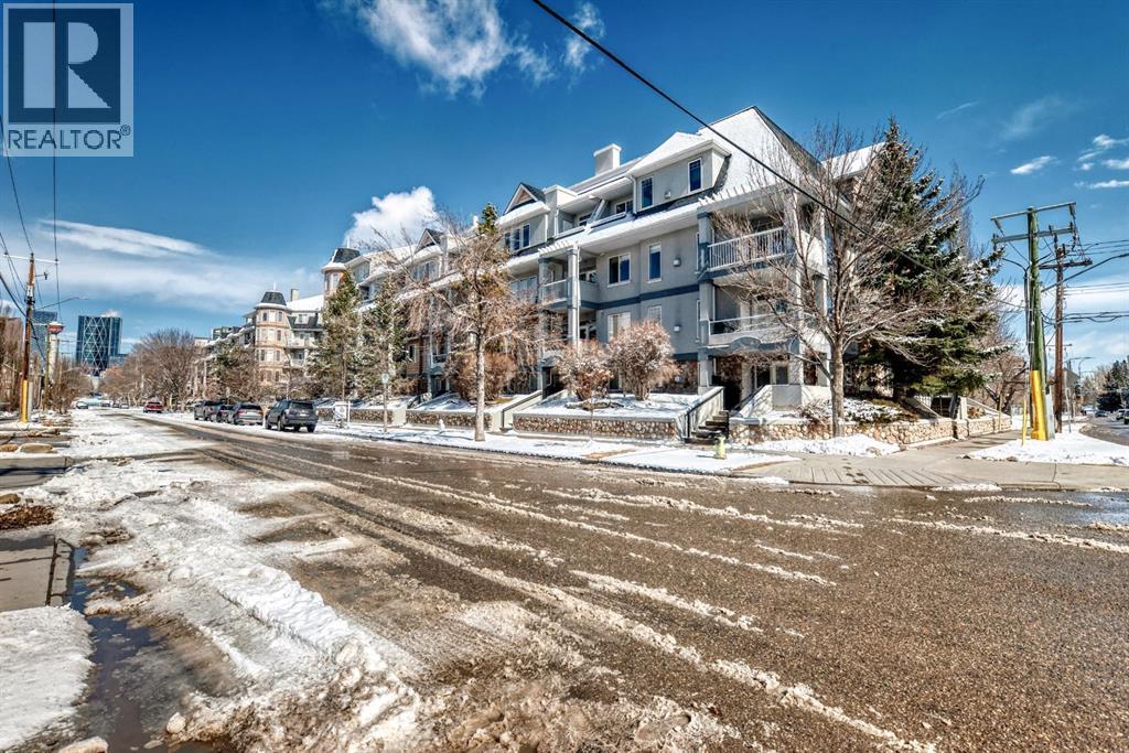 104, 2422 Erlton Street SW