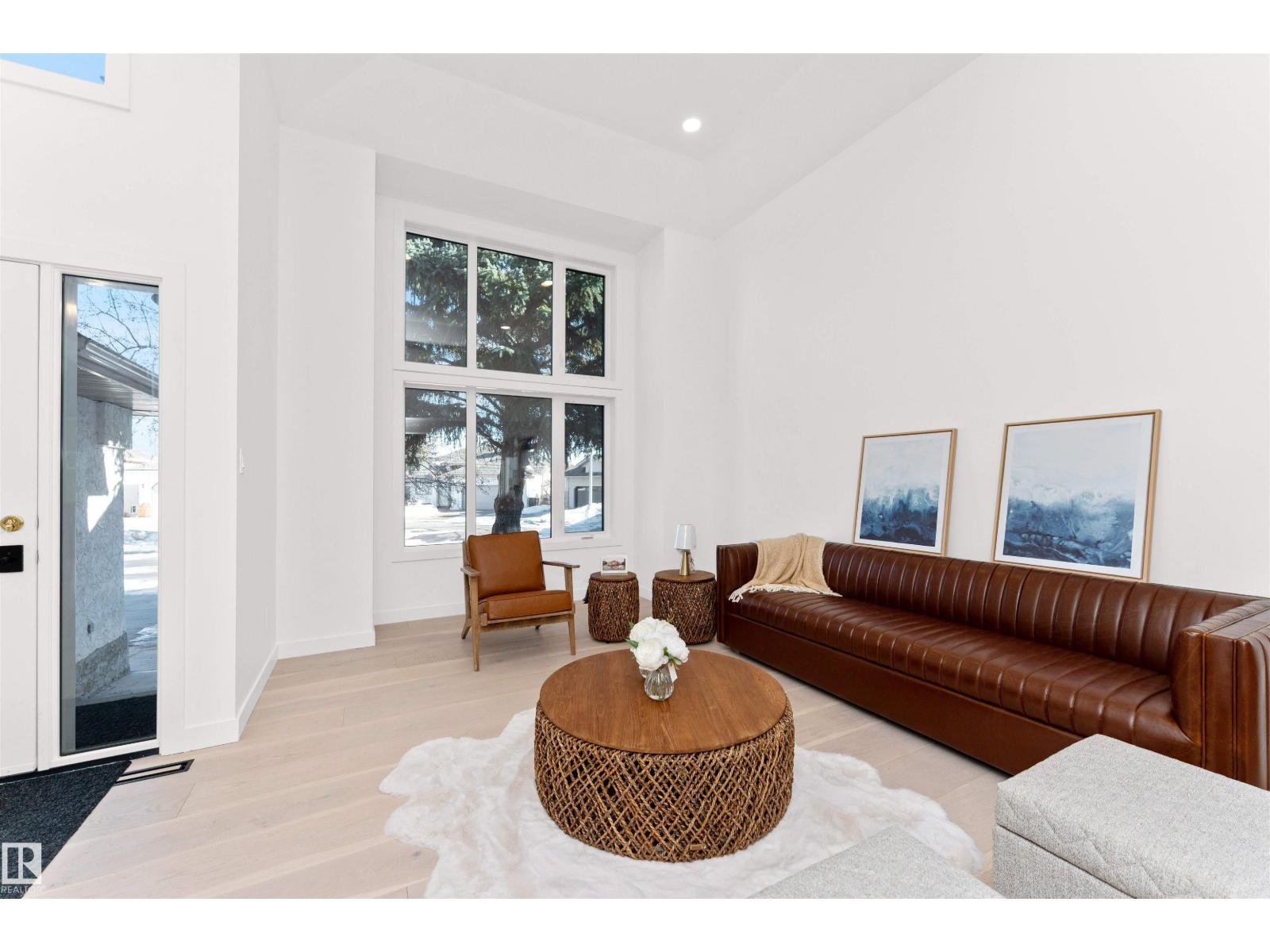 607 BUTTERWORTH WD NW