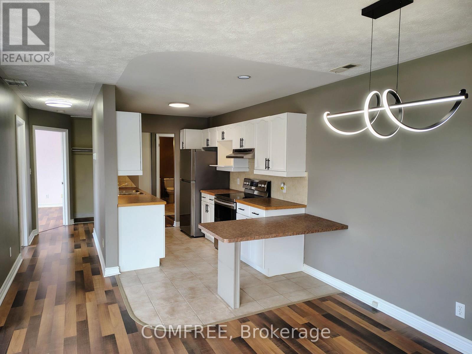 401 - 1717 2ND AVENUE E