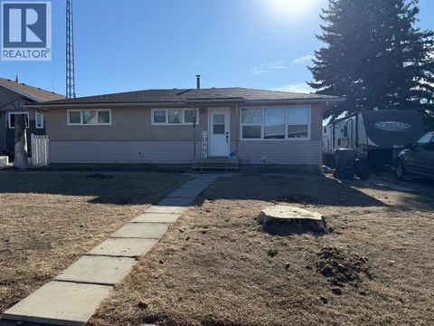 306 4 Avenue W Burdett AB T0K0J0