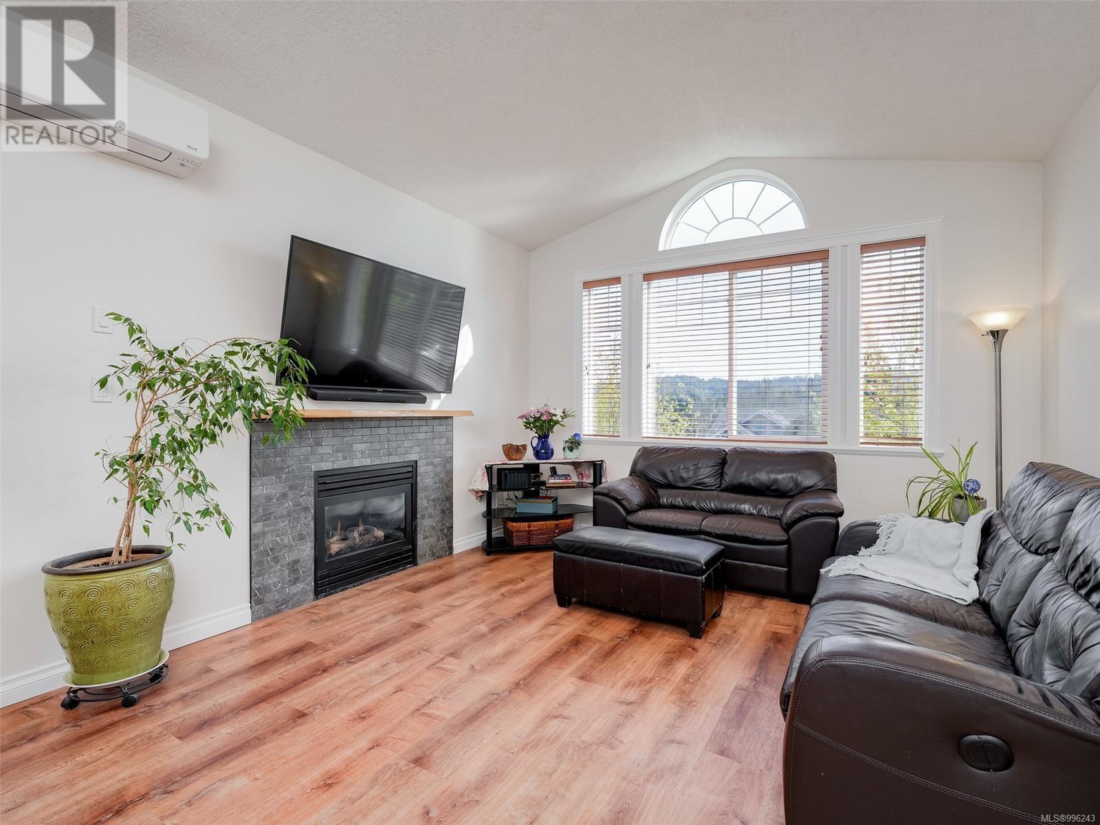 3718 Ridge Pond Dr