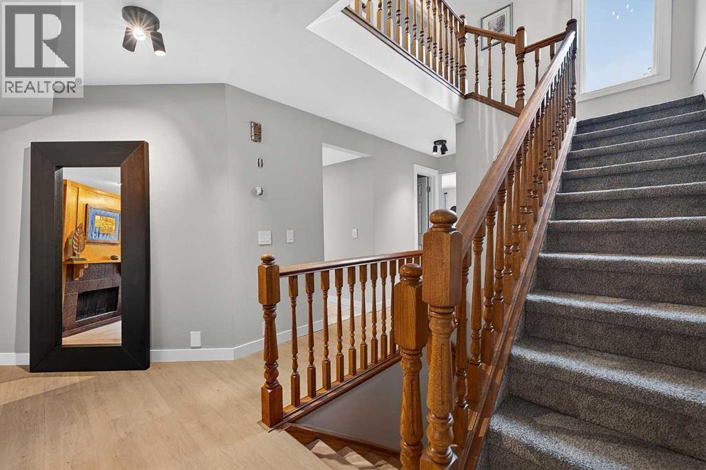 4, 448 Strathcona Drive SW