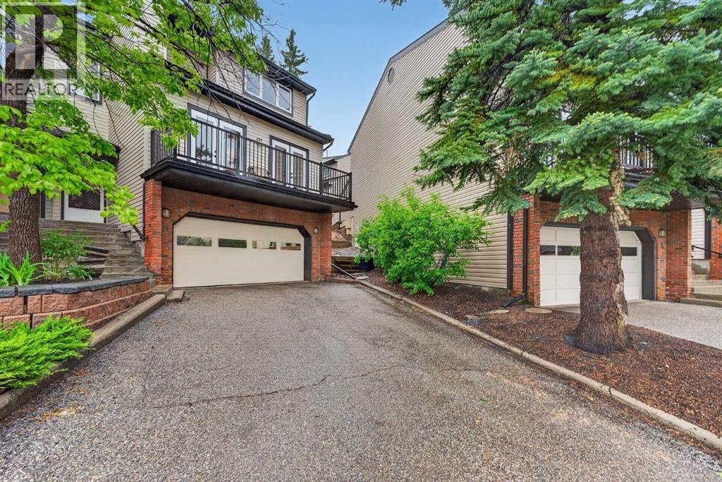4, 448 Strathcona Drive SW