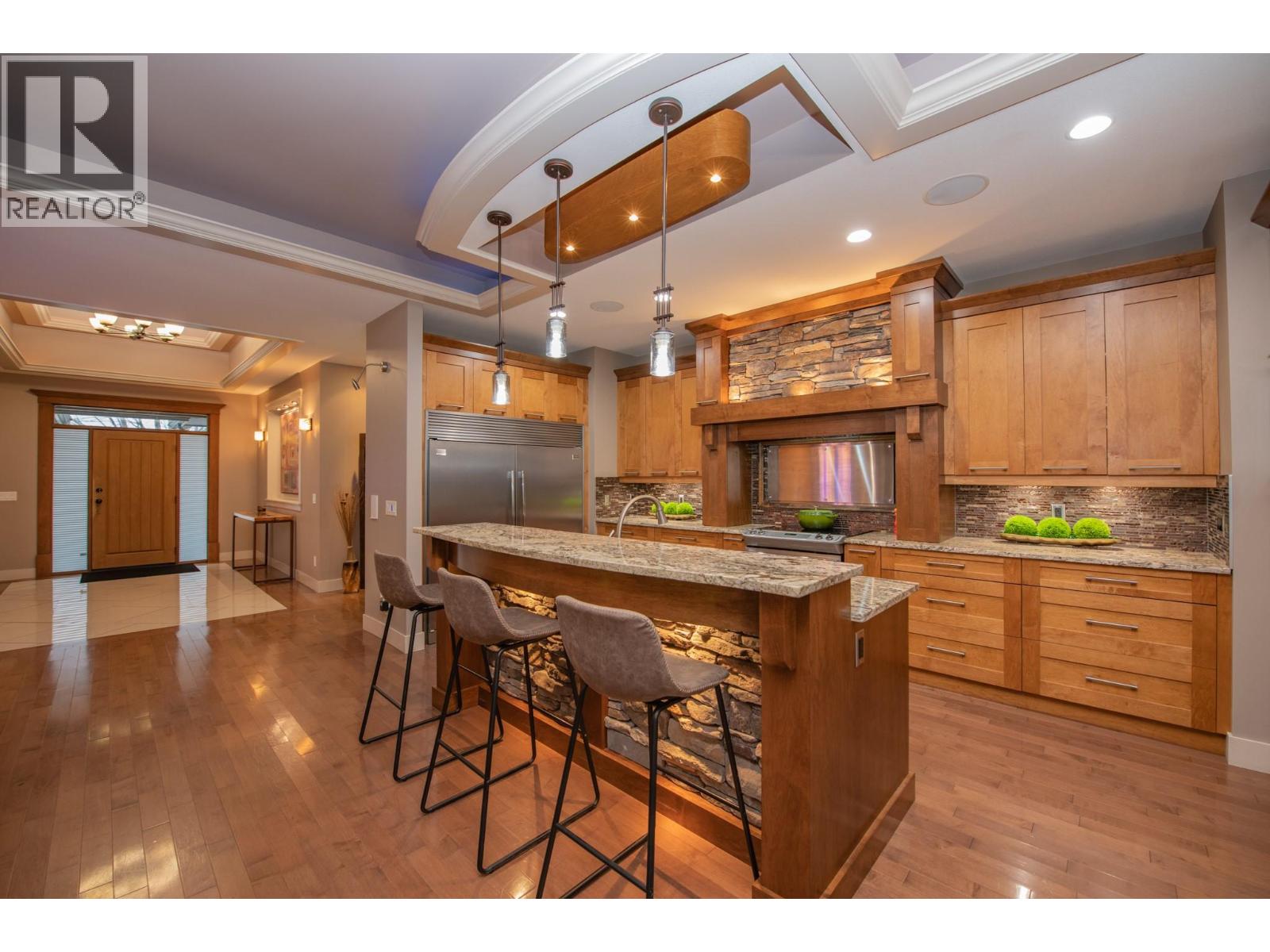 1998 Hidden Ridge Place