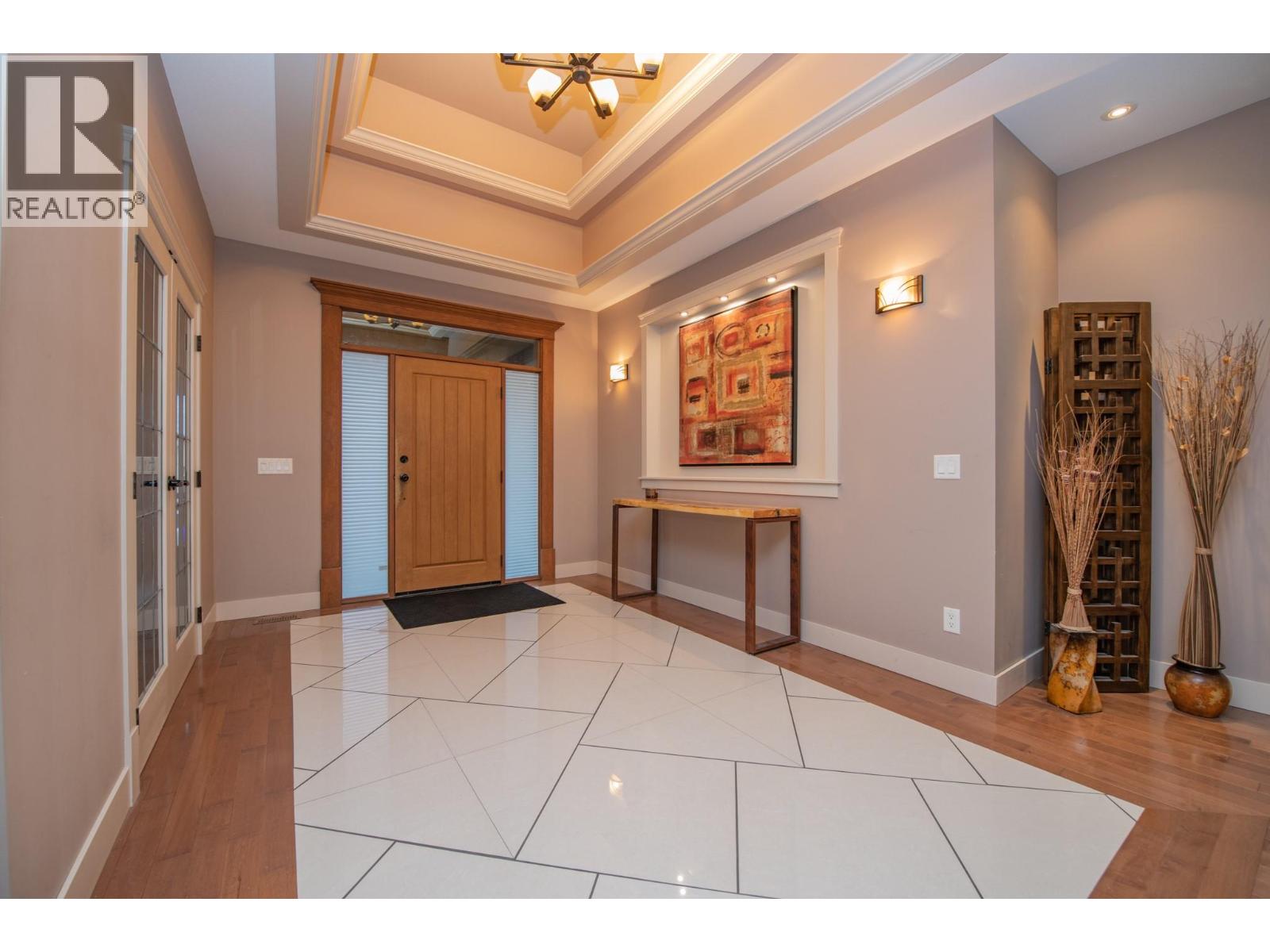 1998 Hidden Ridge Place