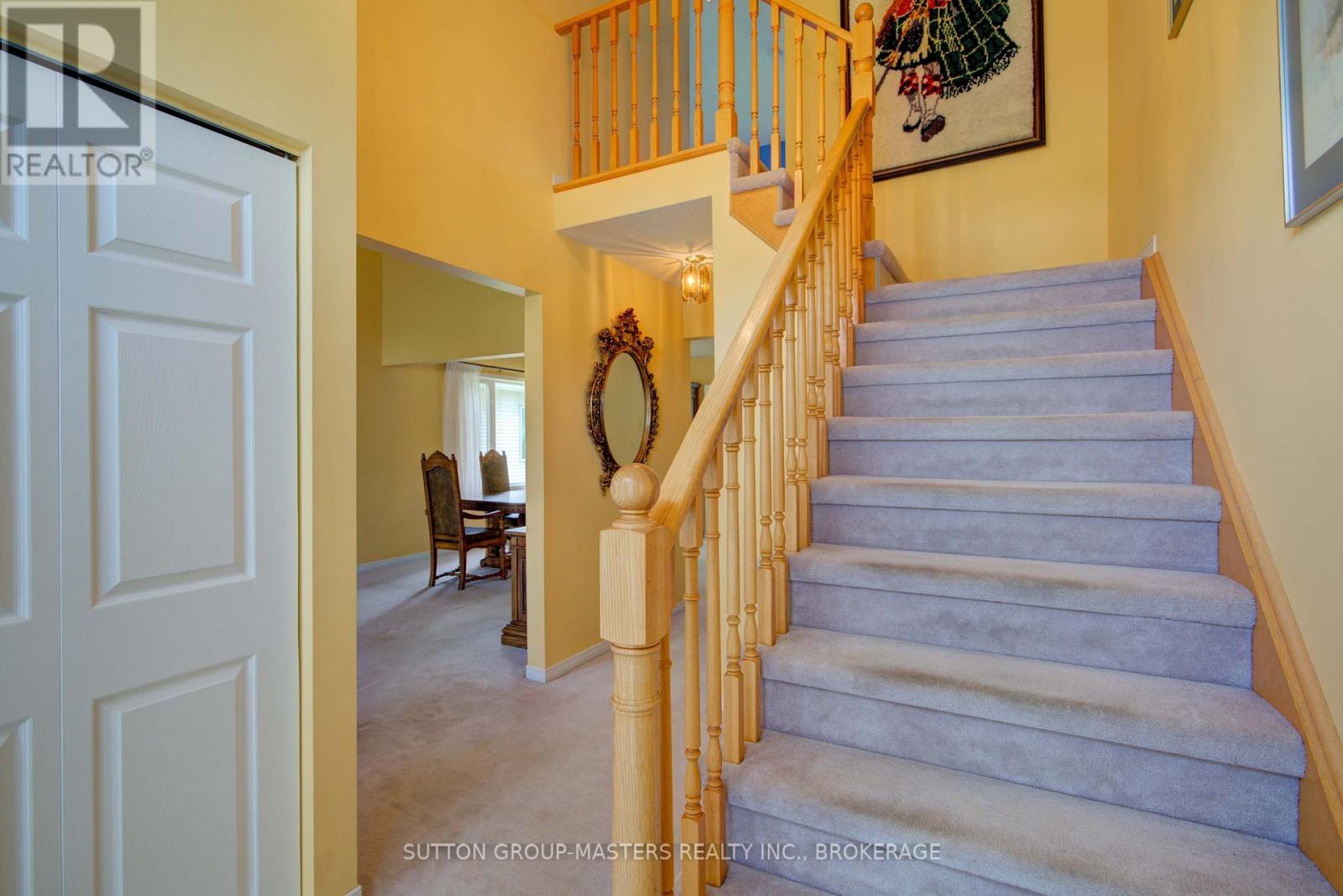 3 EMPIRE COURT