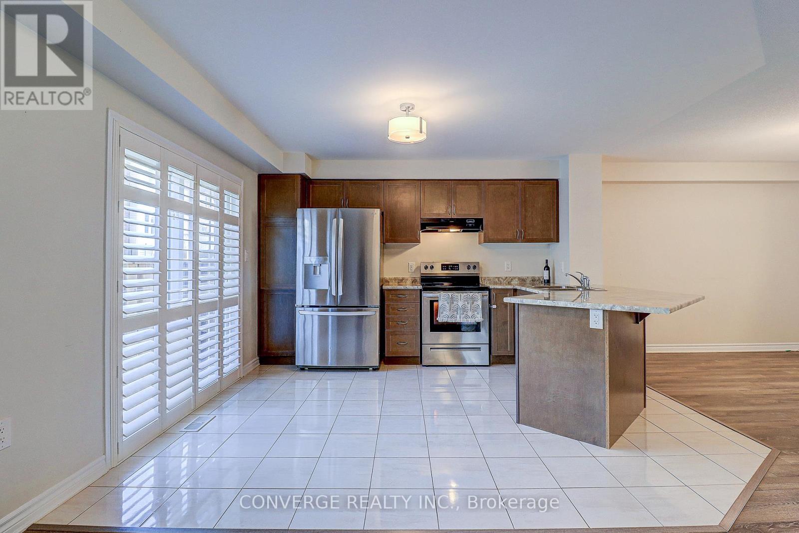 2434 MOONLIGHT CRESCENT