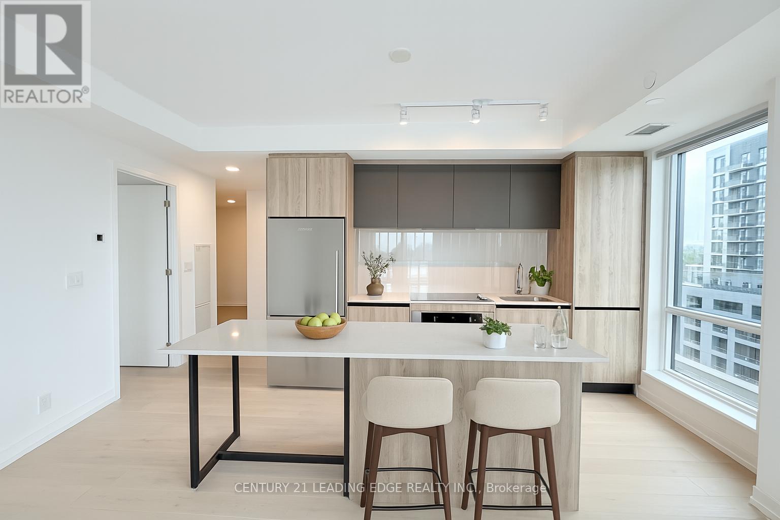 909 - 8 BEVERLEY GLEN BOULEVARD