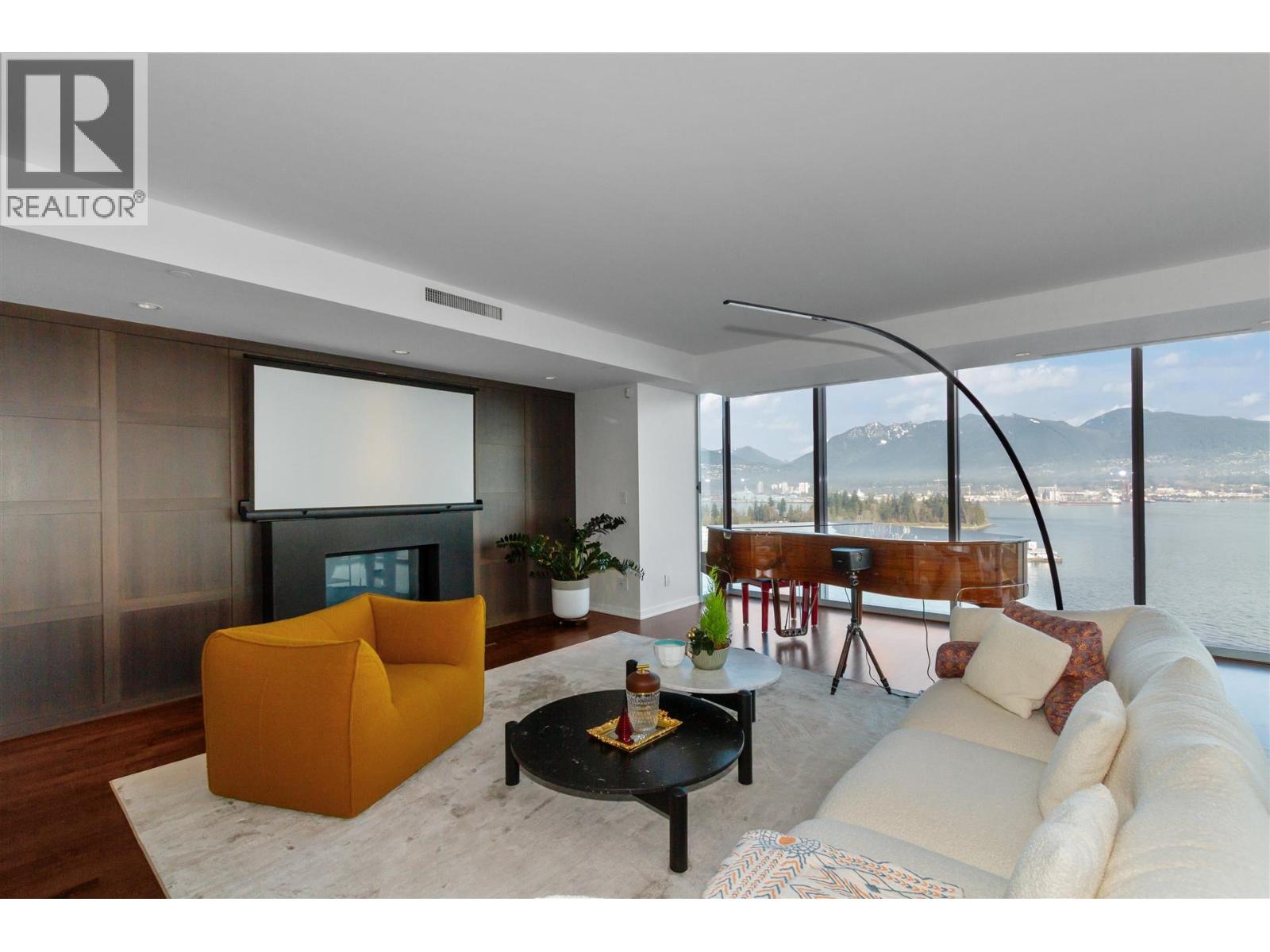 1902 1169 W CORDOVA STREET