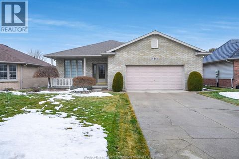 653 McNaughton AVENUE West Chatham ON N7L5P7