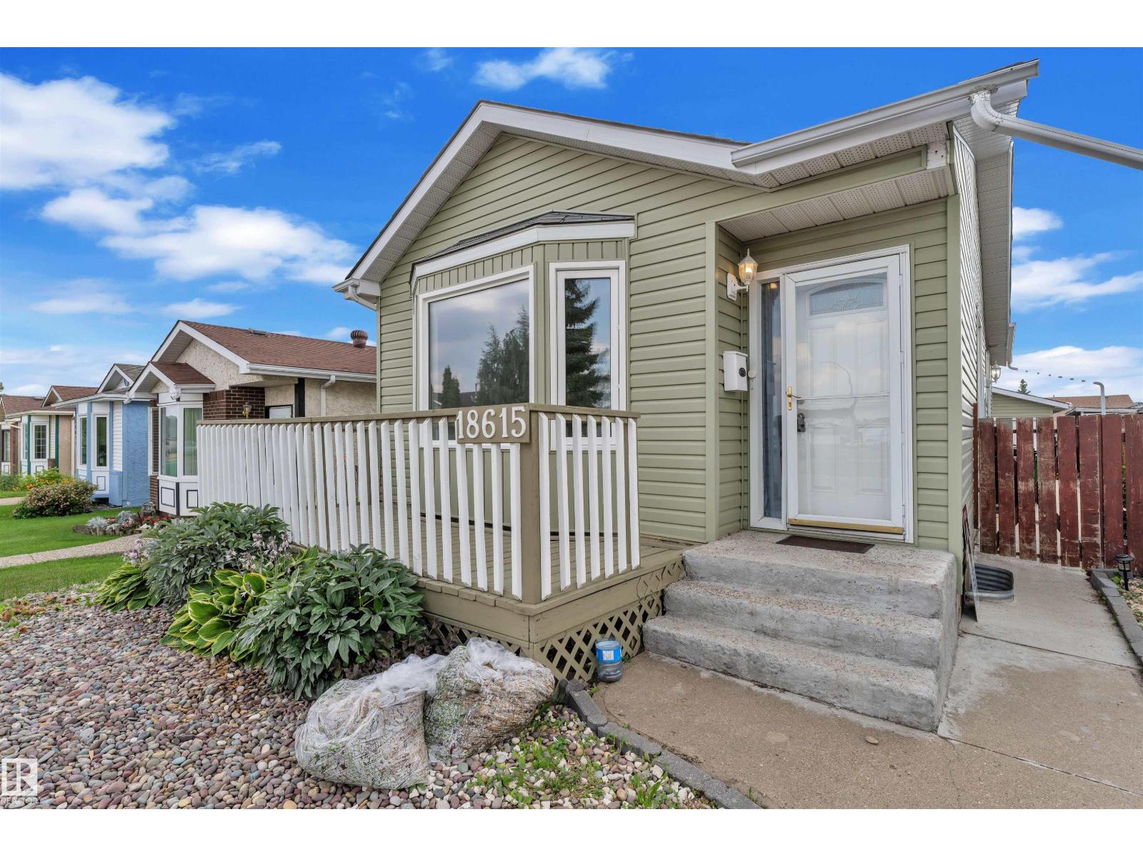 18615 75 AV NW