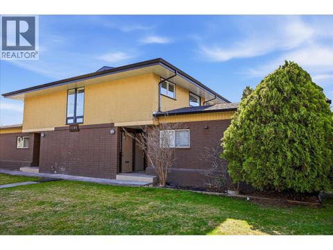 1291 Bernard Avenue Unit# 2 Kelowna BC V1Y6R3