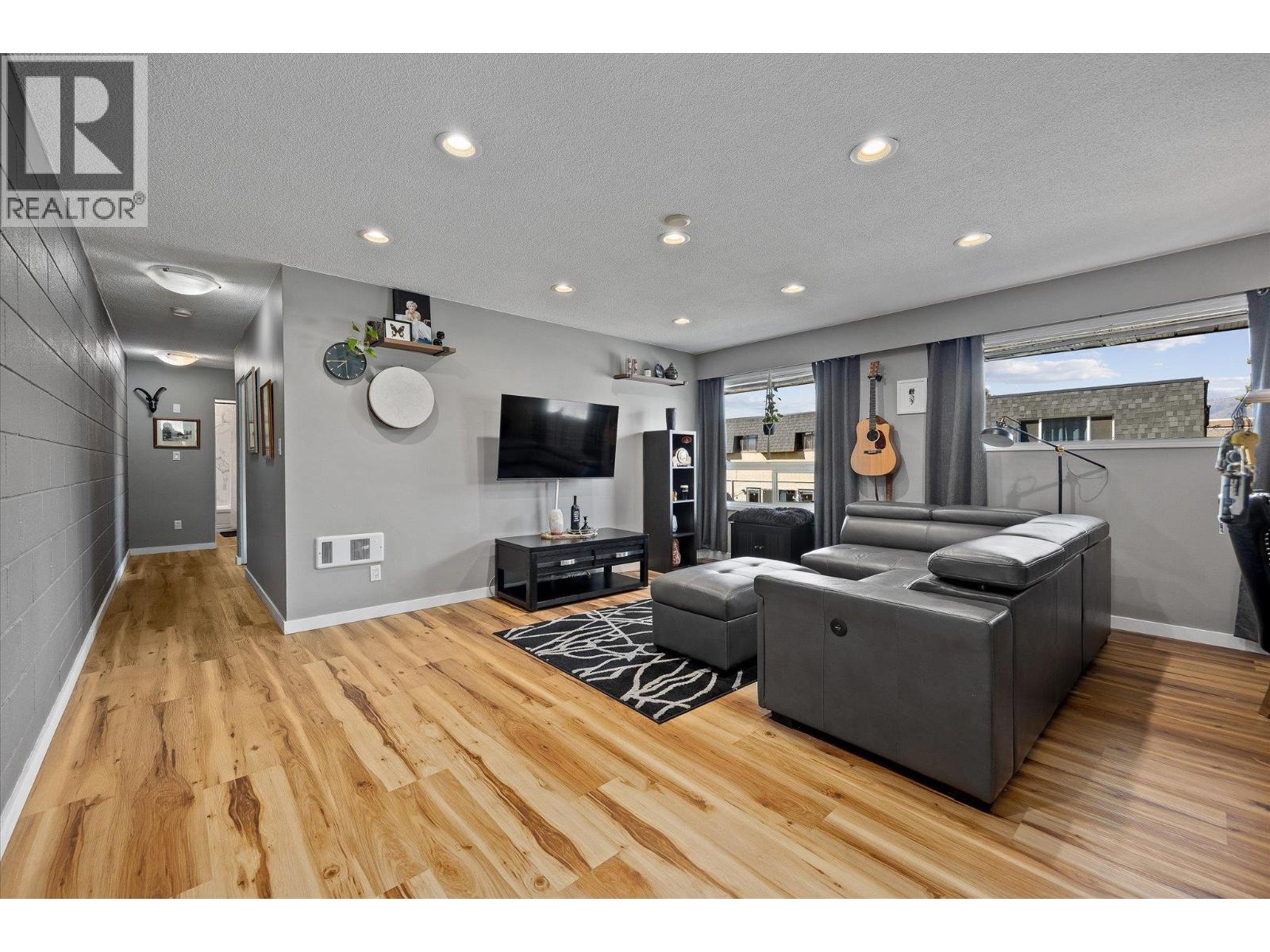 1291 Bernard Avenue Unit# 2