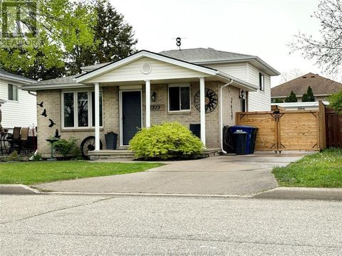 3313 CANDLEWOOD CRESCENT Windsor ON N8W5M5