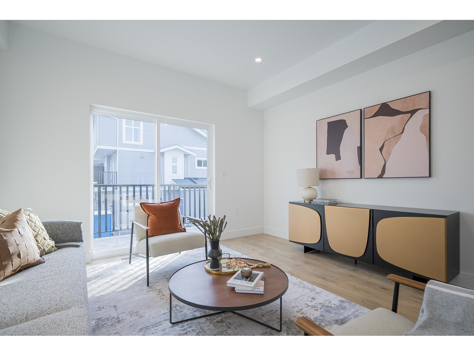9 12770 105 AVENUE