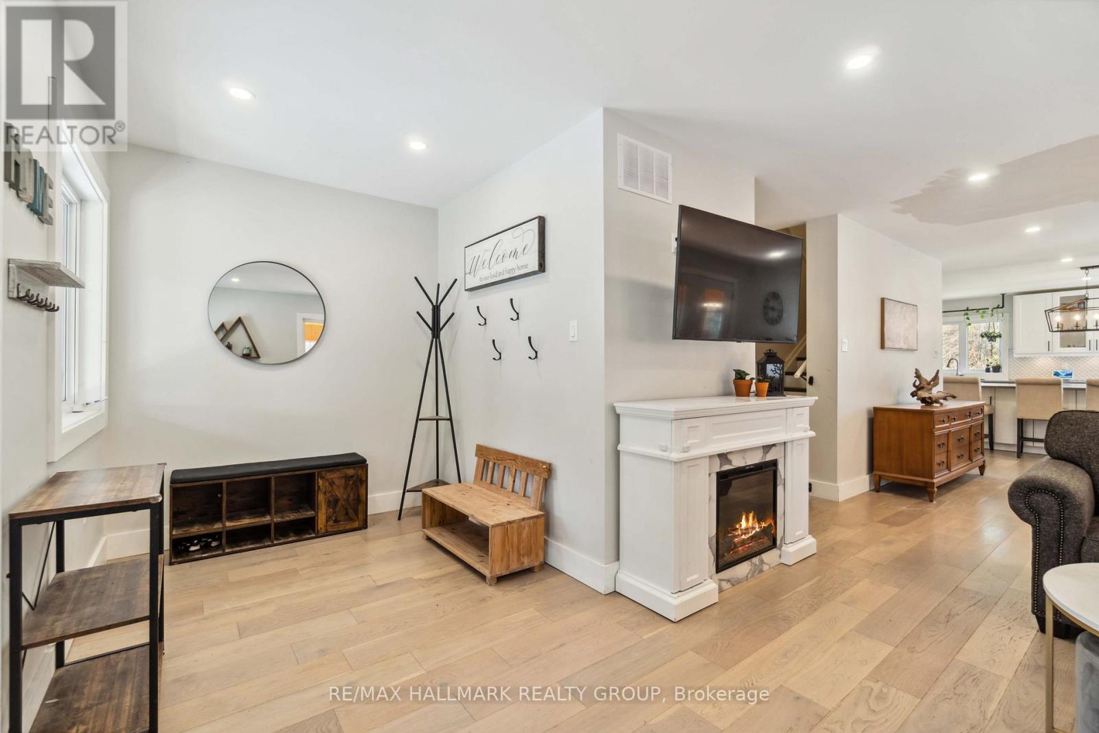 628 SUGAR BUSH ROAD
