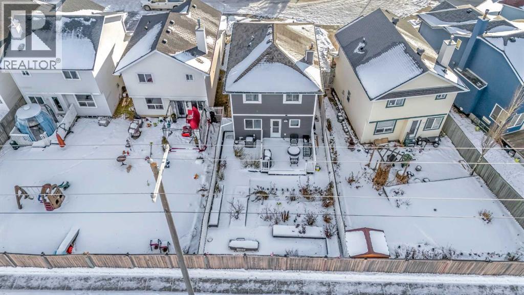 131 Coral Springs Circle NE