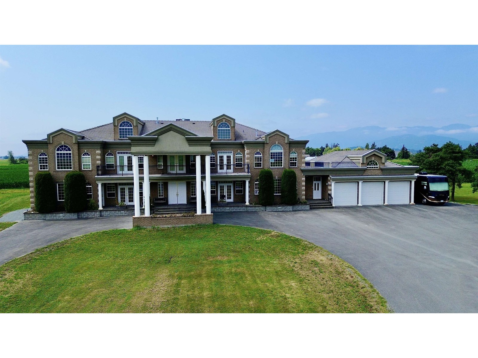 8703 UPPER PRAIRIE ROAD|East Chilliwack