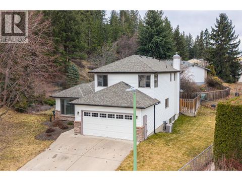 2921 Fieldstone Court West Kelowna BC V4T1S9