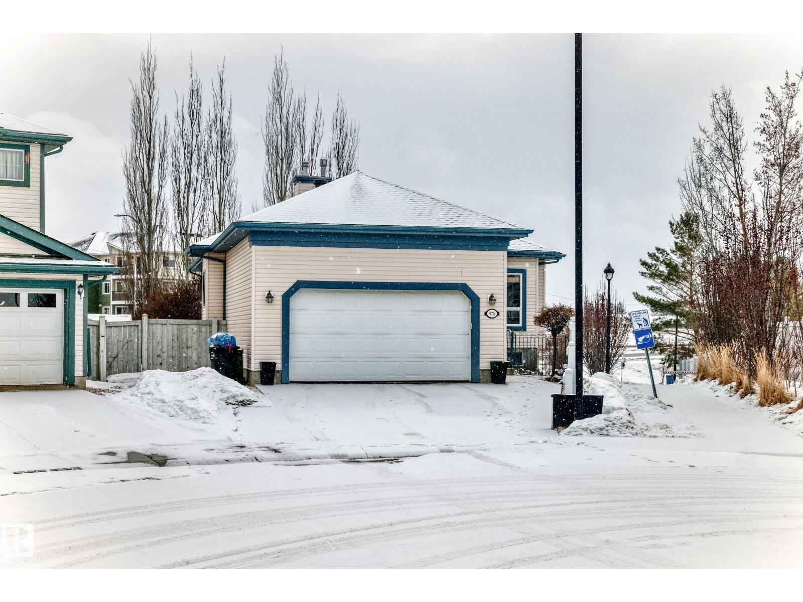 576 GLENWRIGHT CR NW