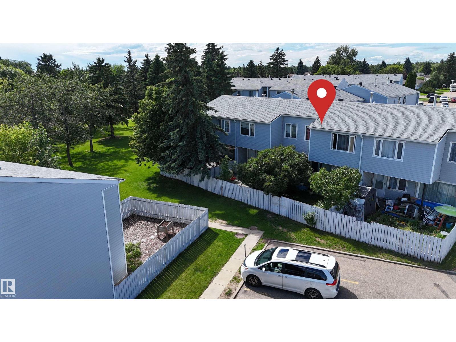 21 Amberly CO NW