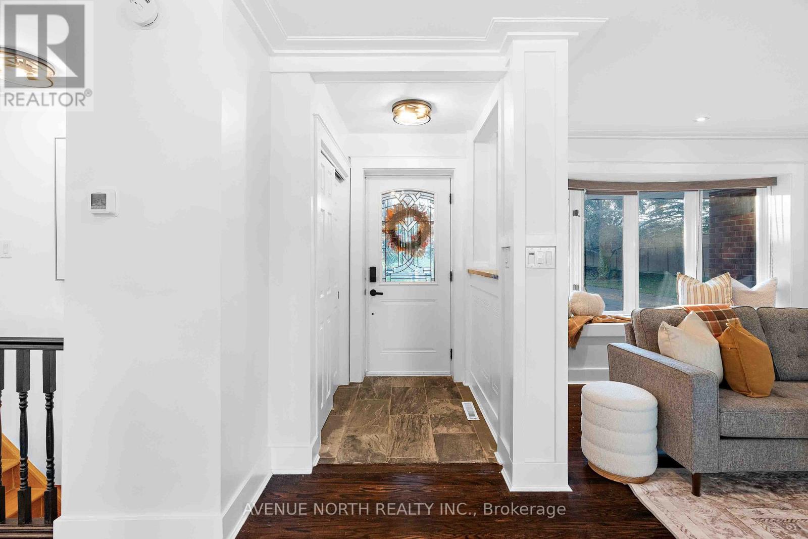 3027 PRINCE OF WALES DRIVE