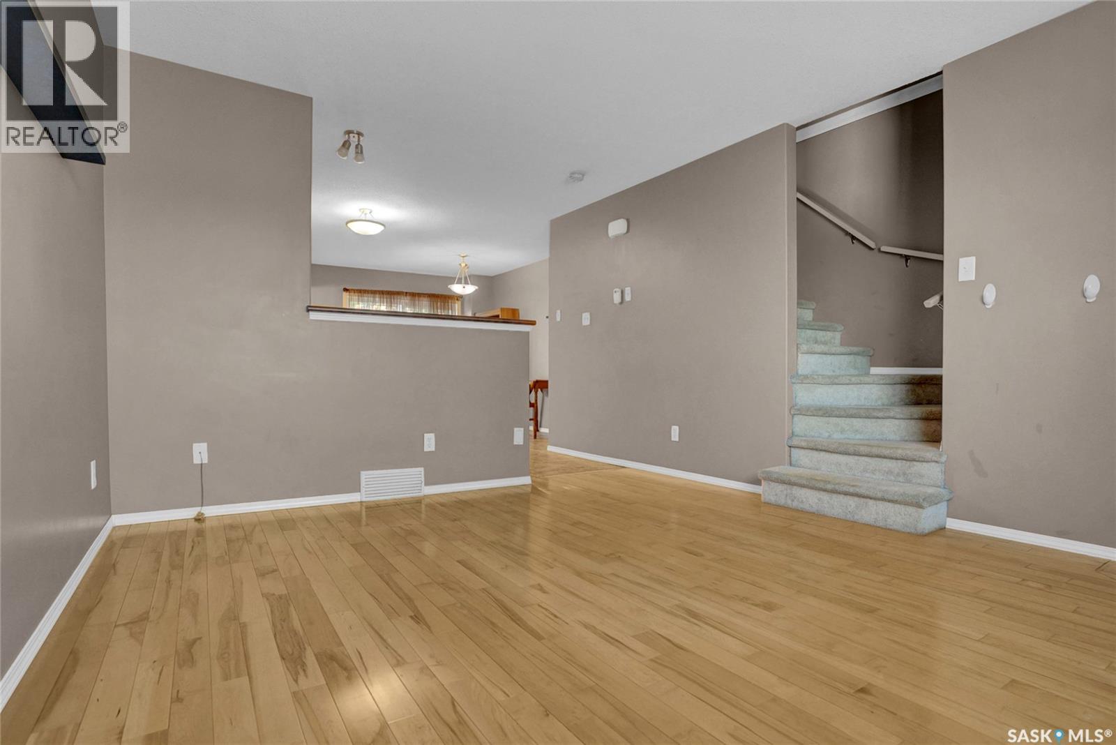 308 851 Chester ROAD