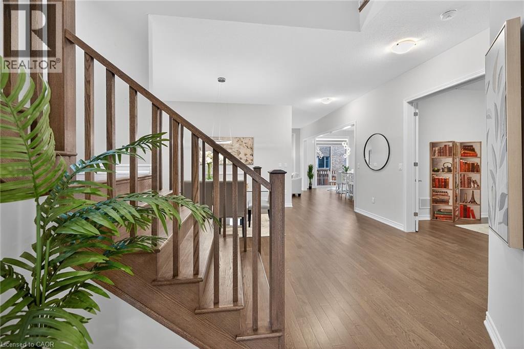 67 STARFIRE Crescent