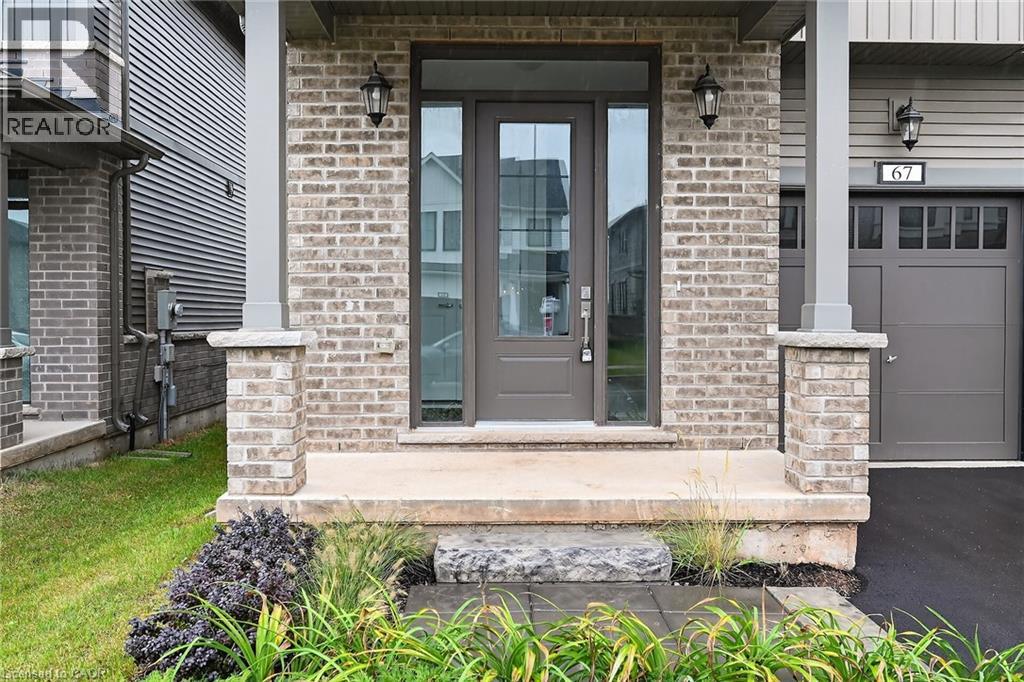 67 STARFIRE Crescent