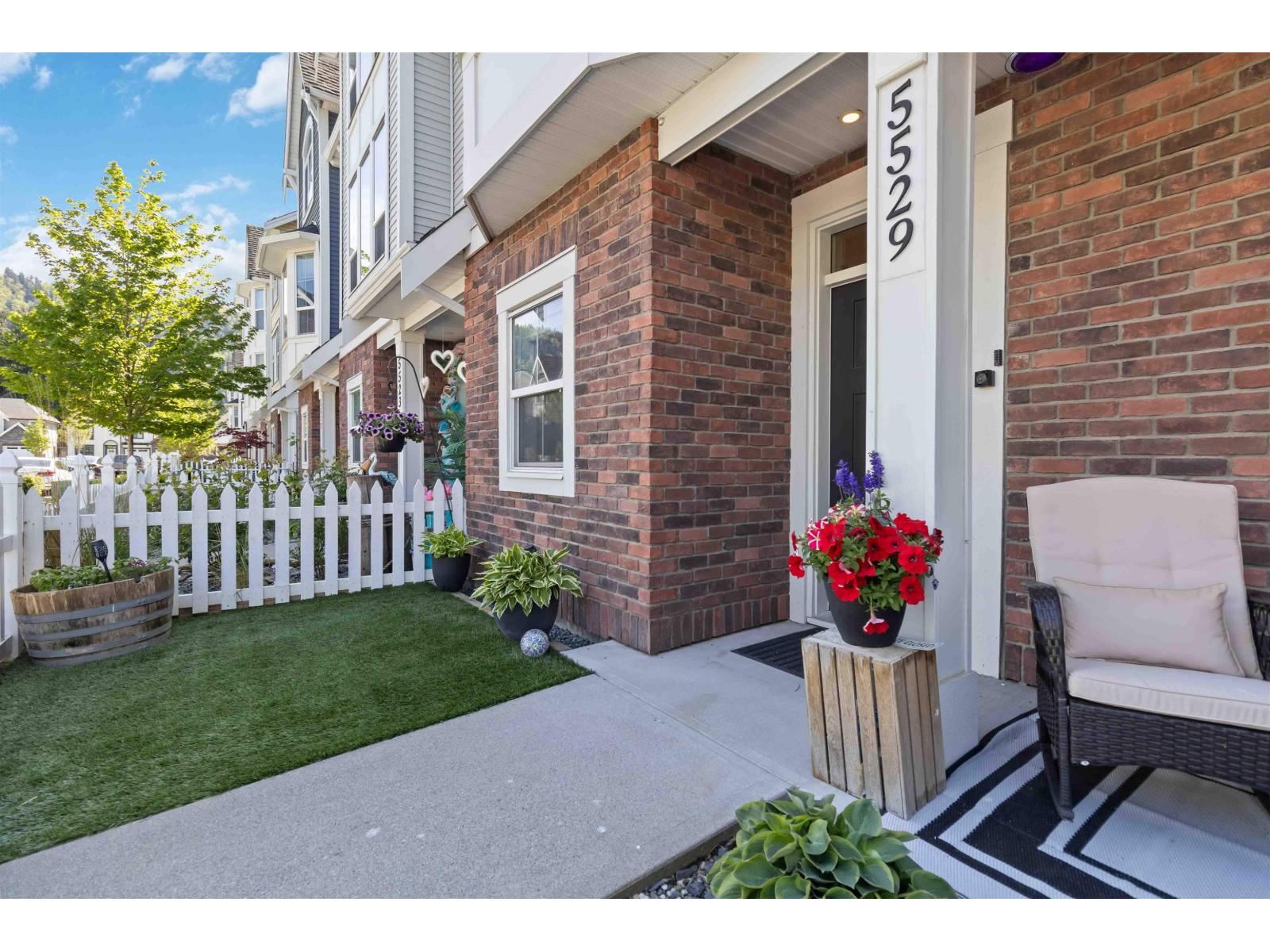 5529 DRIFTWOOD STREET|Sardis South